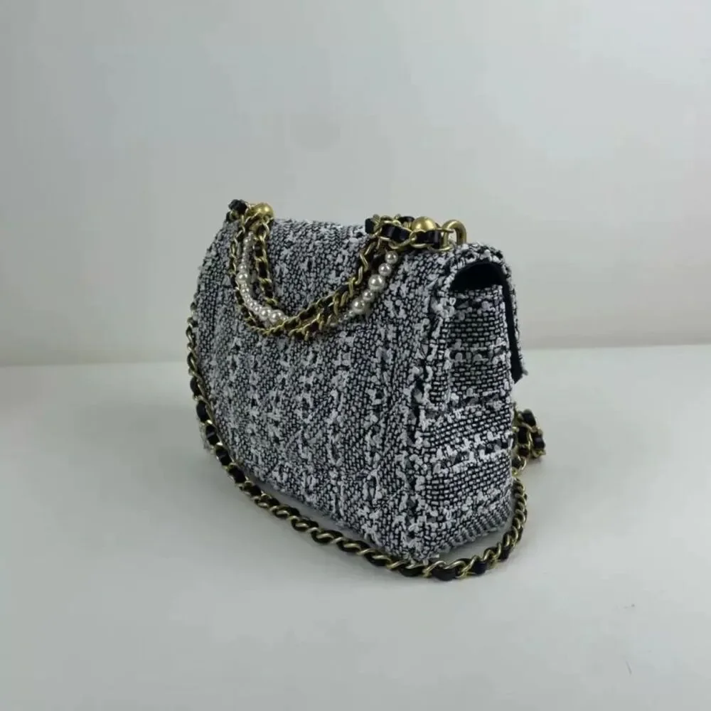 Chanel Women Pre-Loved Bag Very Good Condition